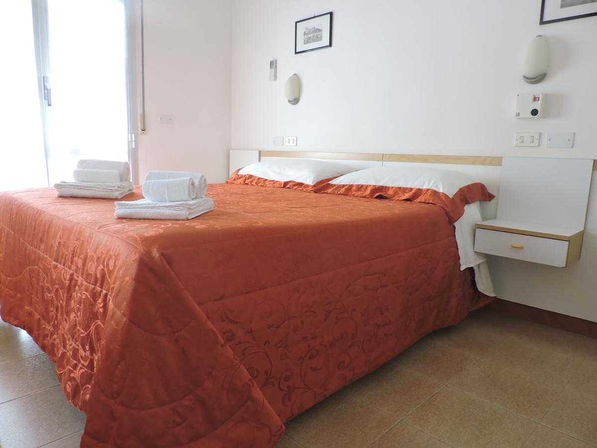 רימיני Albergo Sabrina מראה חיצוני תמונה