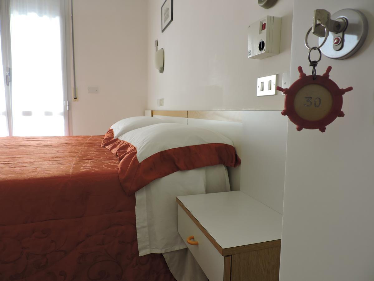 רימיני Albergo Sabrina מראה חיצוני תמונה