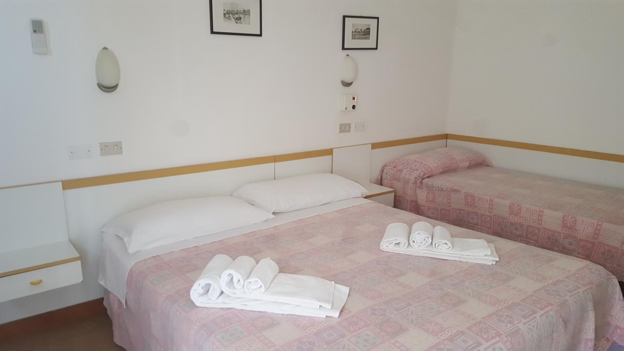 רימיני Albergo Sabrina מראה חיצוני תמונה